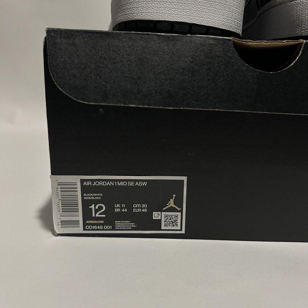 Nike Shoes Air Jordan 1 Retro Mid SE “All-Star/Carbon Fiber” 2024 - Picture 5 of 6